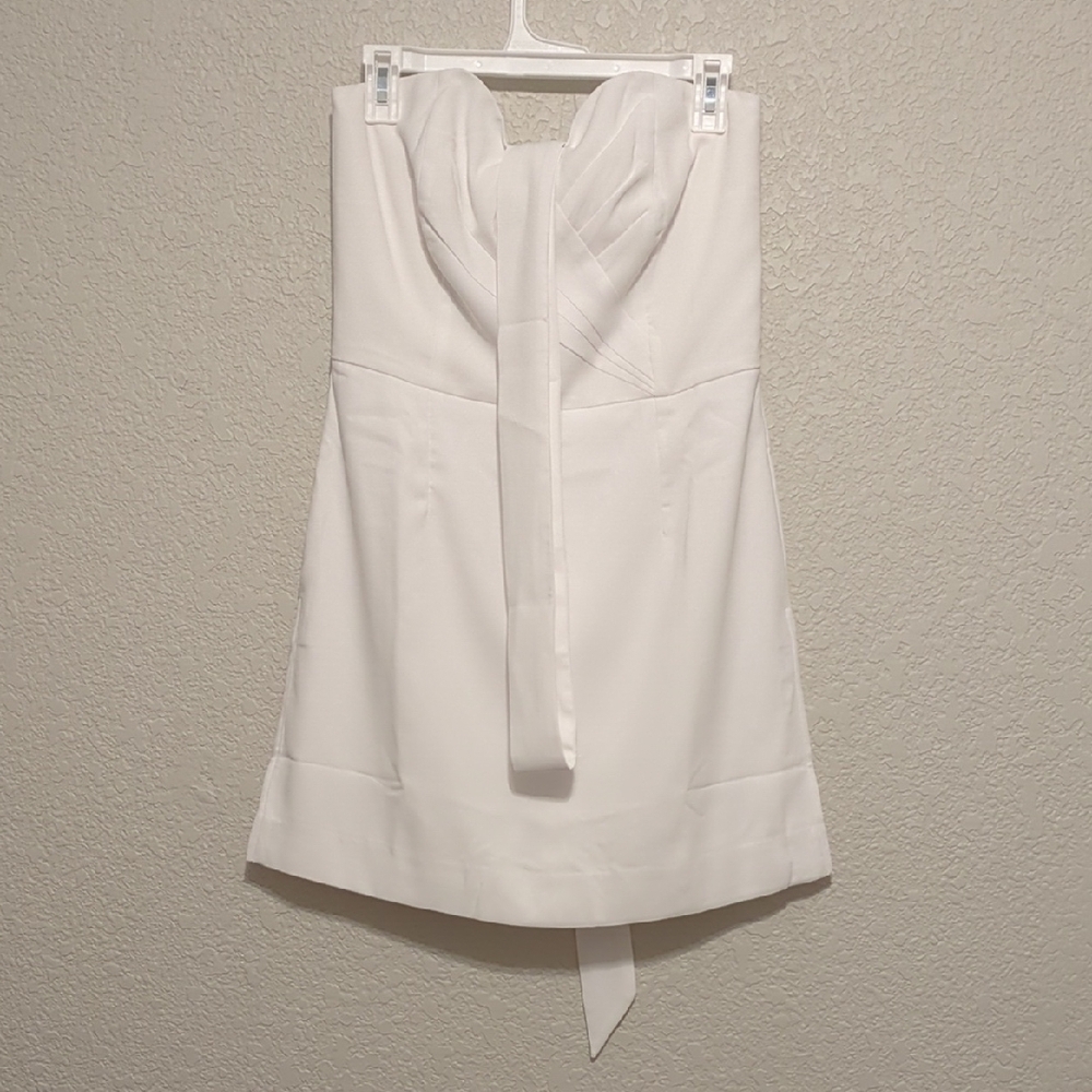 Lilly Pulitzer Kylo strapless white crepe skirted romper with belt - Picture 4 of 13